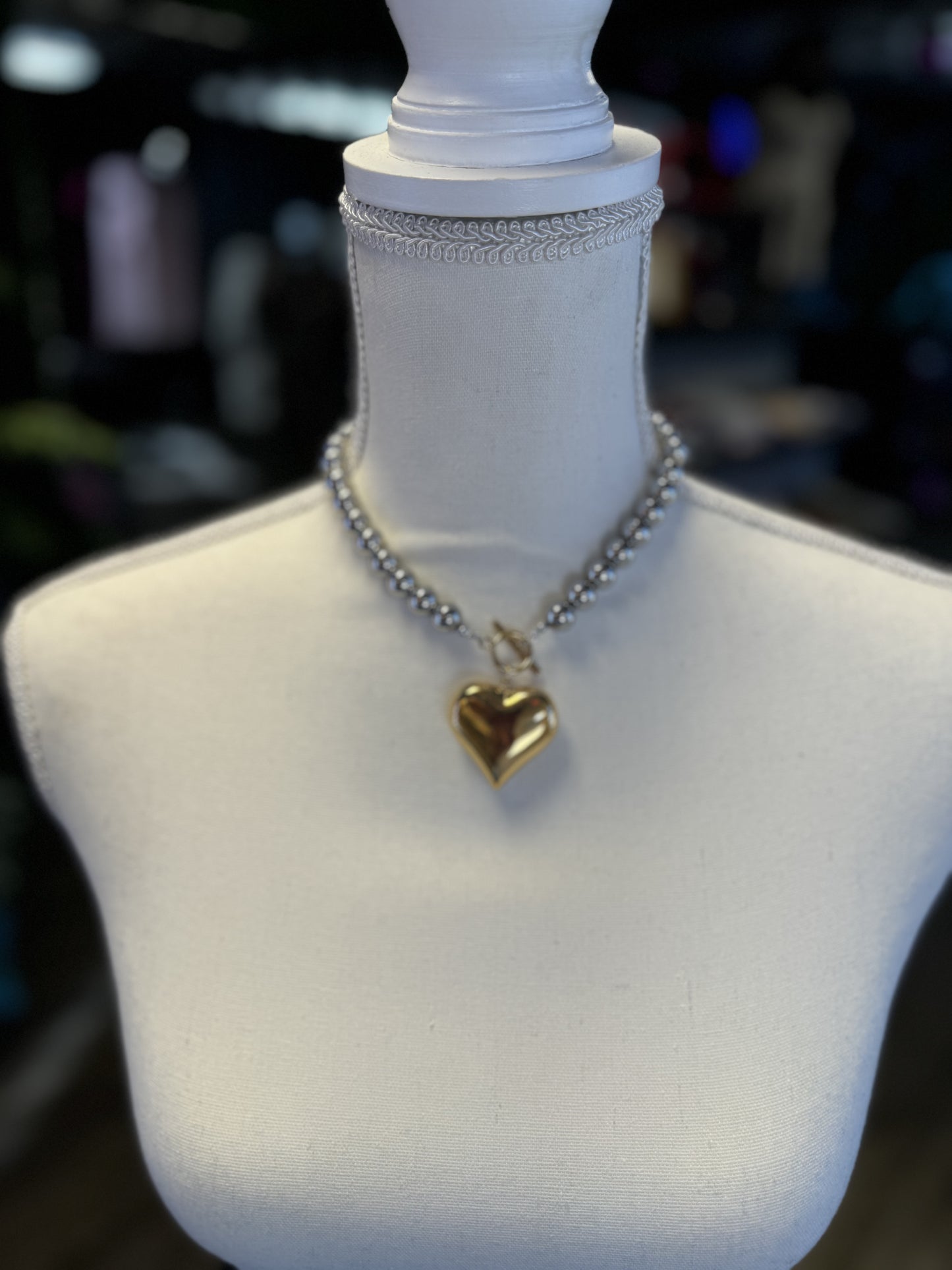 Chansuttpearls necklace